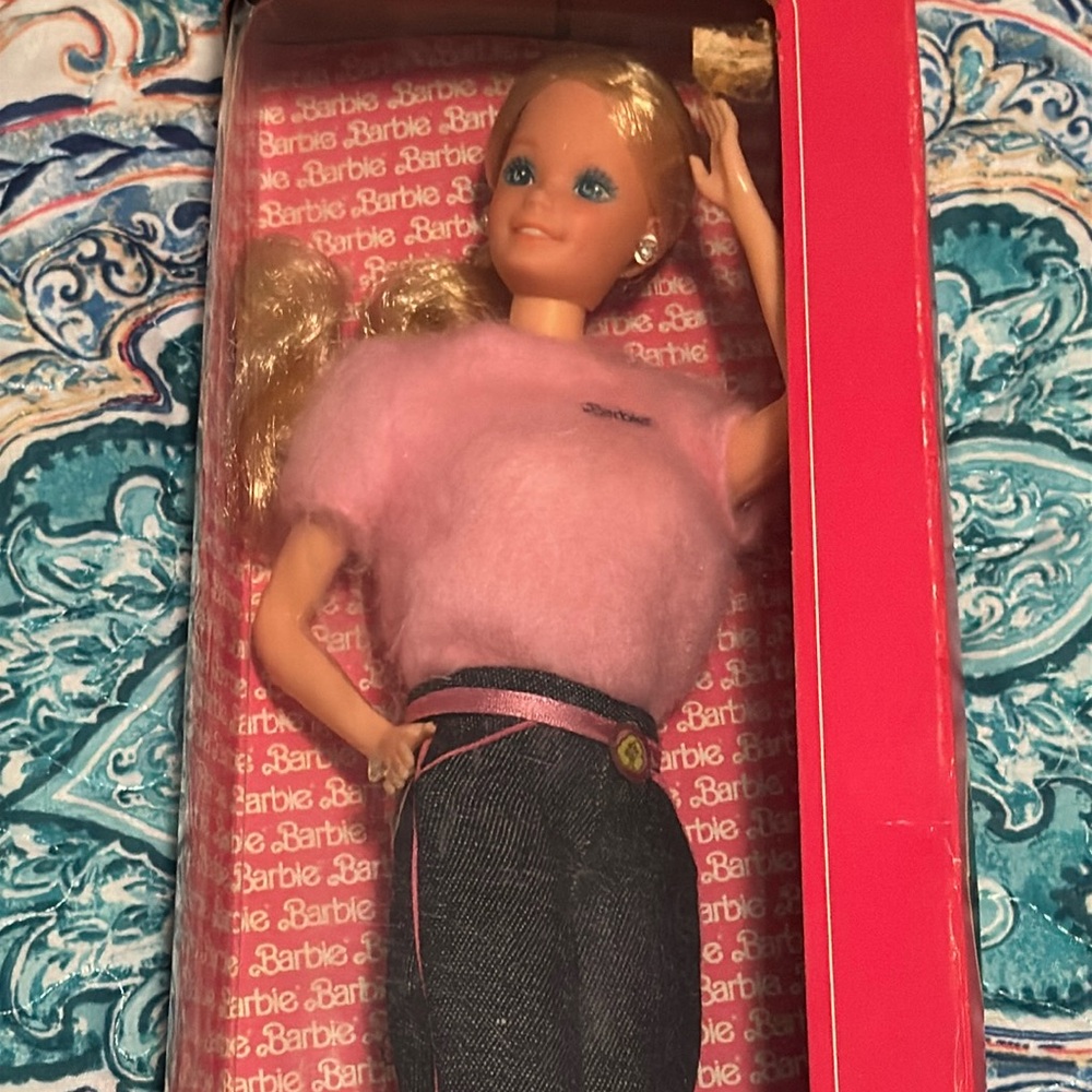 Vintage 1981 Barbie Fashion Jeans Doll with original box. Excellent Condition.
